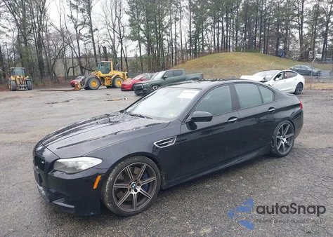 2013 BMW M5 из США, поврежденный, VIN WBSFV9C53DD096270